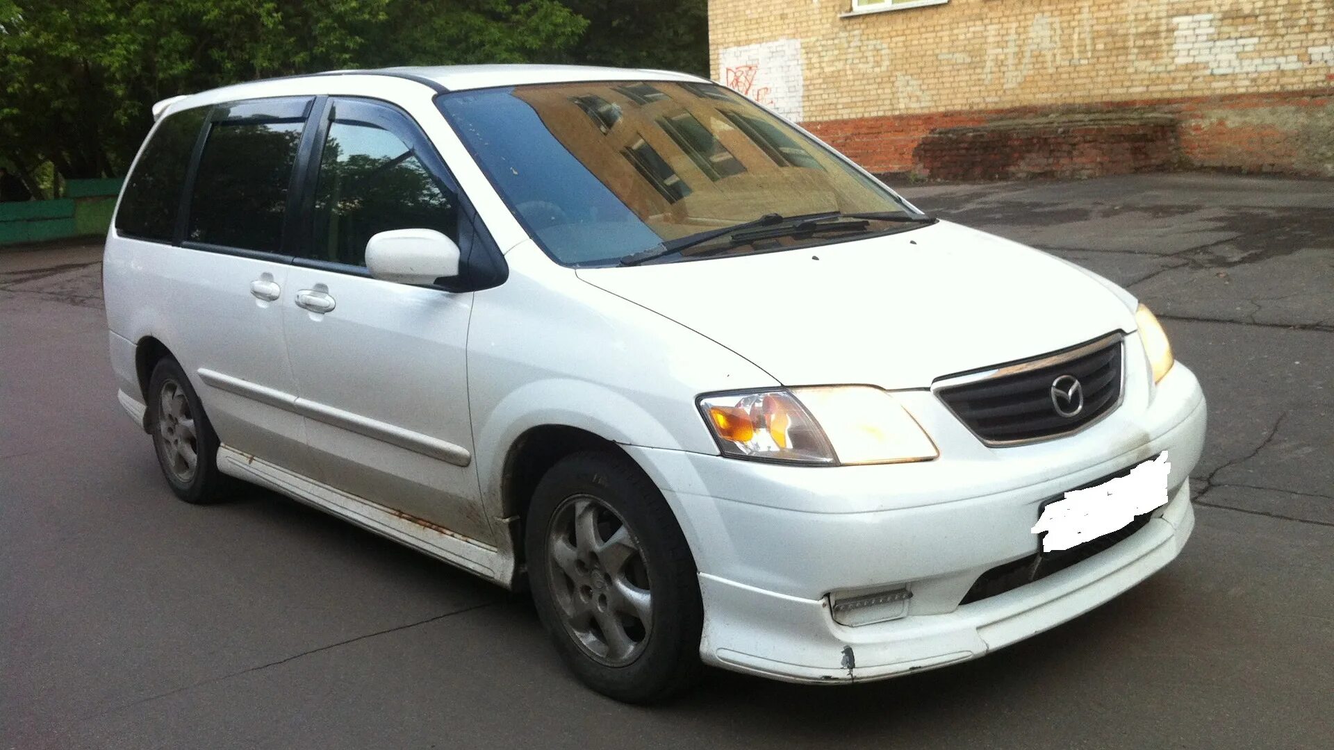 Mazda mpv 2. Мазда мпв 2. mazda mpv 2.0. белая mazda mpv 2005. белая мазда мпв 2006.