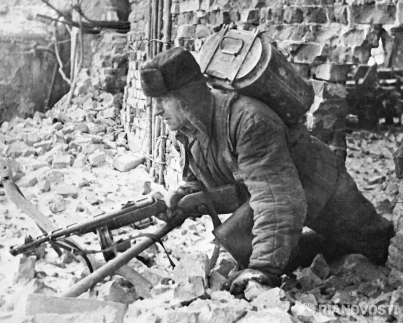 Советские солдаты в Сталинграде. Снимки Великой Отечественной войны. Фото ВОВ.