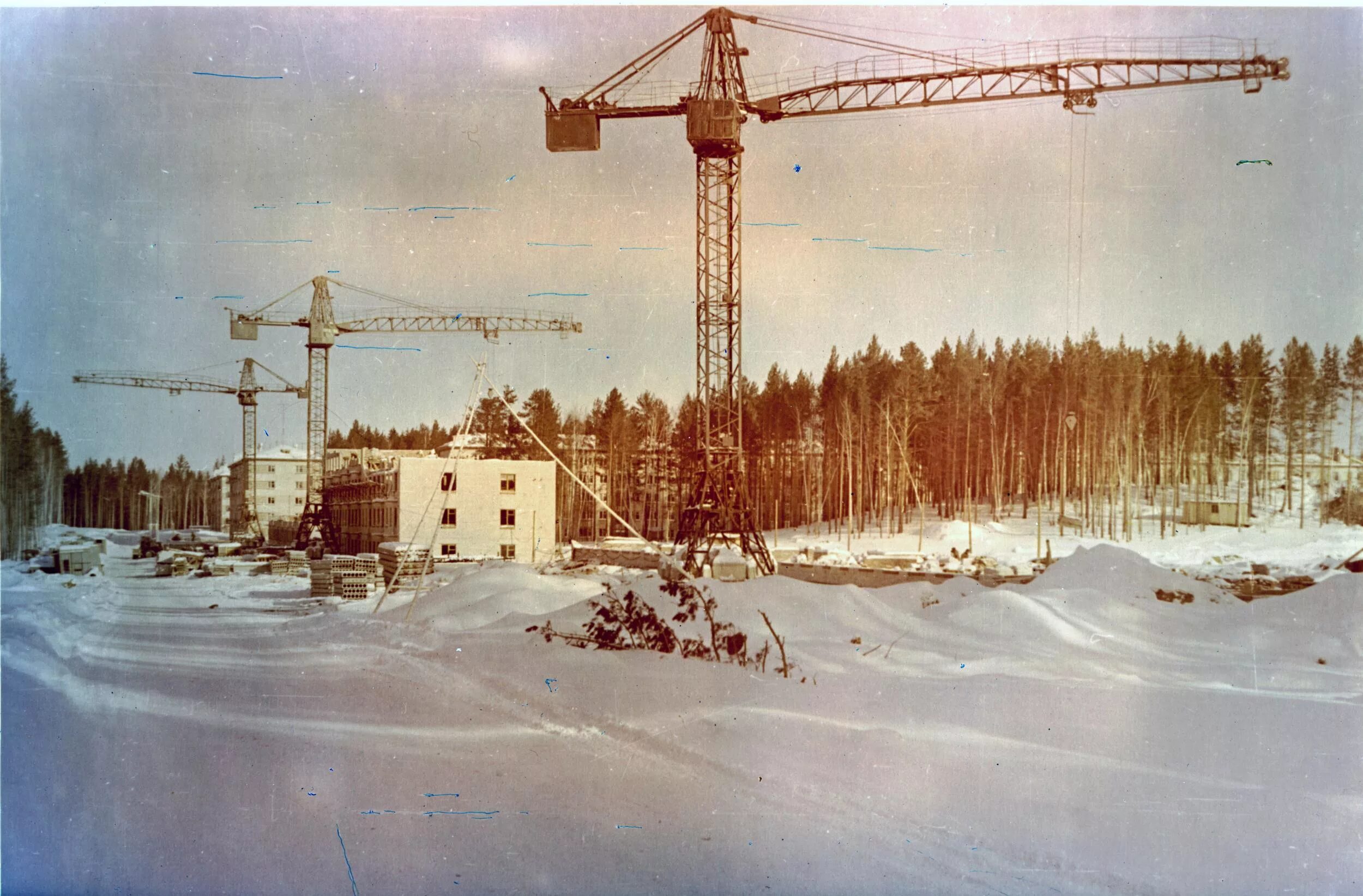 снежинск улица строителей. снежинск строители. снежинск строители. 19 мкр снежинск. памятники снежинска.