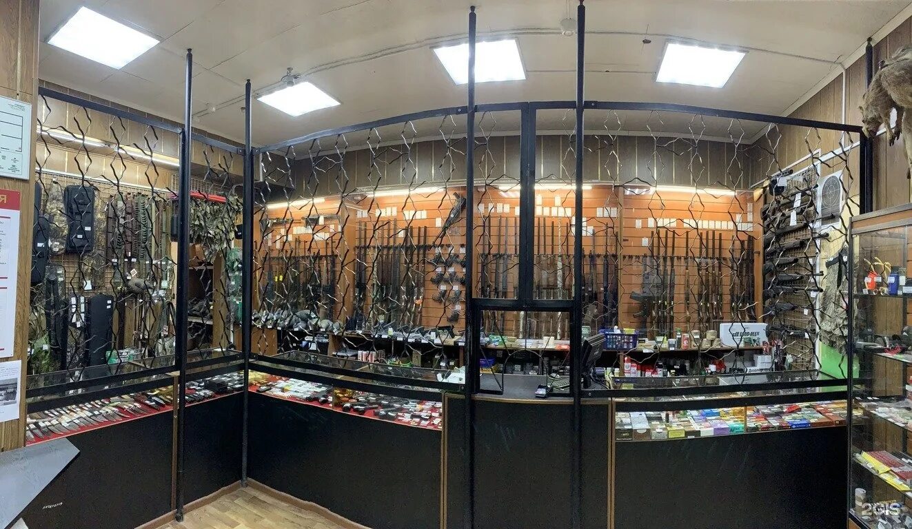 магазин охотник муром. оружейный магазин динамо ижевск. оружейный салон омерта москва. нагибина 30 ростов на дону мир охоты. магазин охотник в москве.