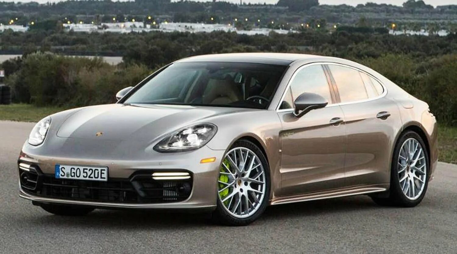 Порше 2017. Порше панамера 2016. Porsche panamera 2017. Porsche panamera turbo 2017 performance. Порше панамера 2017.