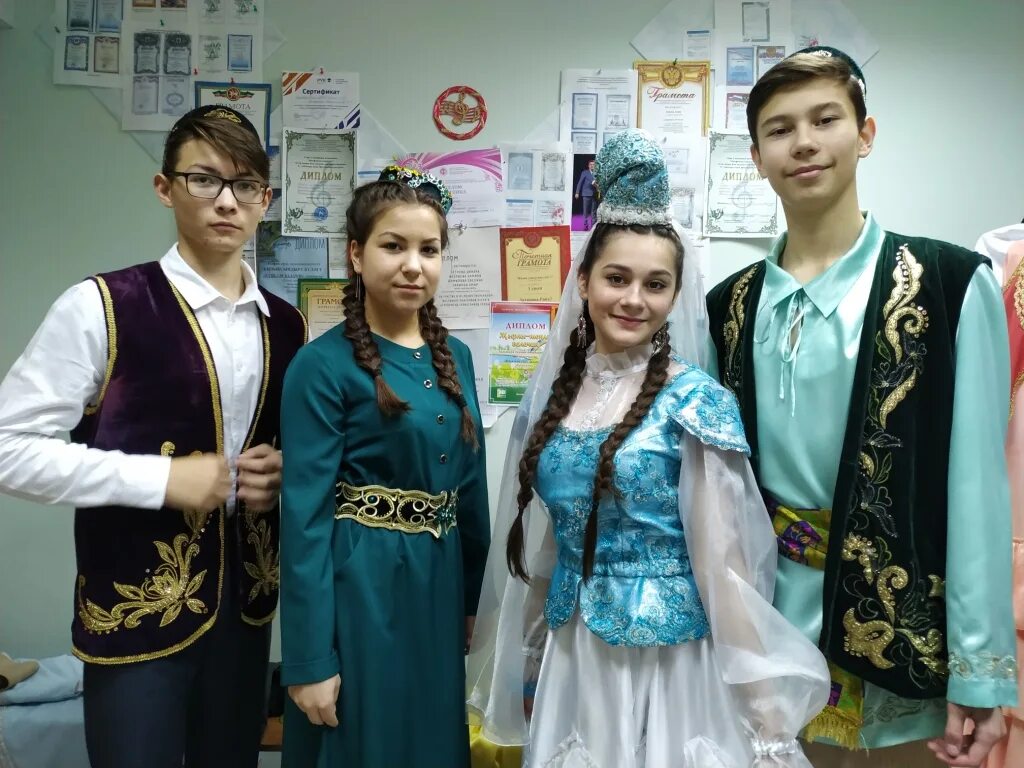 татар егете. башкиры внешность. татар егете казань нариман. татар малае надпись. татар егете презентация.