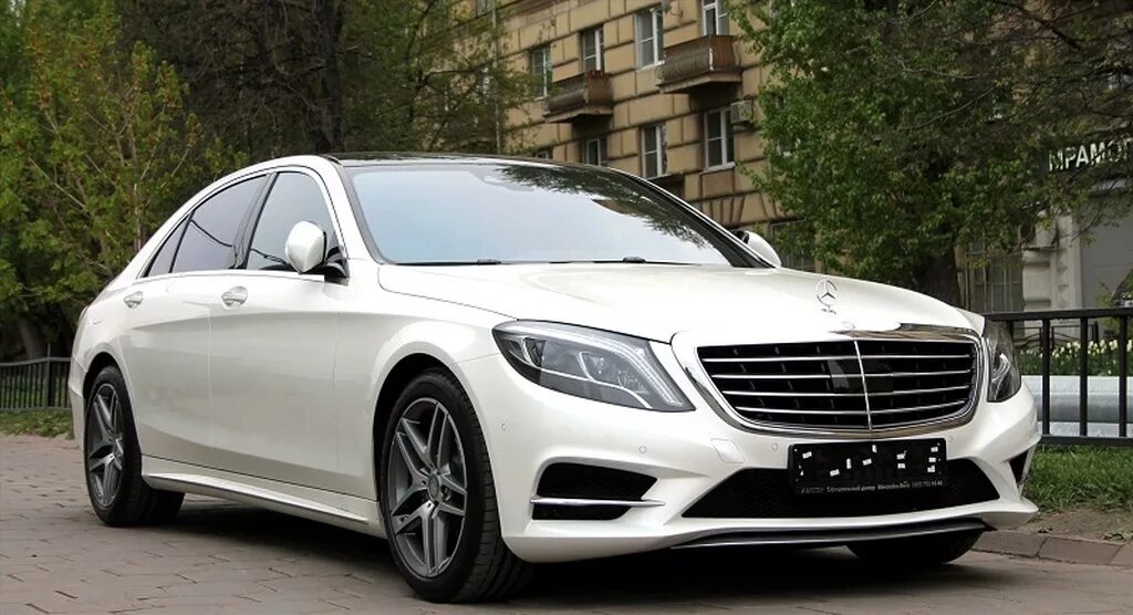 Мерседес s222. Mercedes s class w222. Мерседес 222 Лонг. Mercedes s class 222 белый.