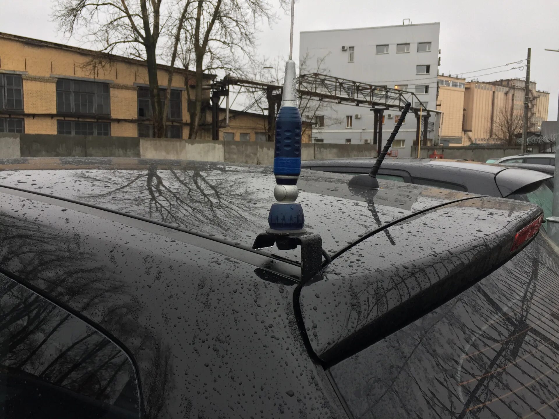 Установить антенну в автомобиль. Кронштейн антенны для рации на bmw f34. крепление антенны на крыше кашкай+2. кронштейн для антенны рации на автомобиль мпс3 2018. кронштейн антенны для рации на бмв f34.