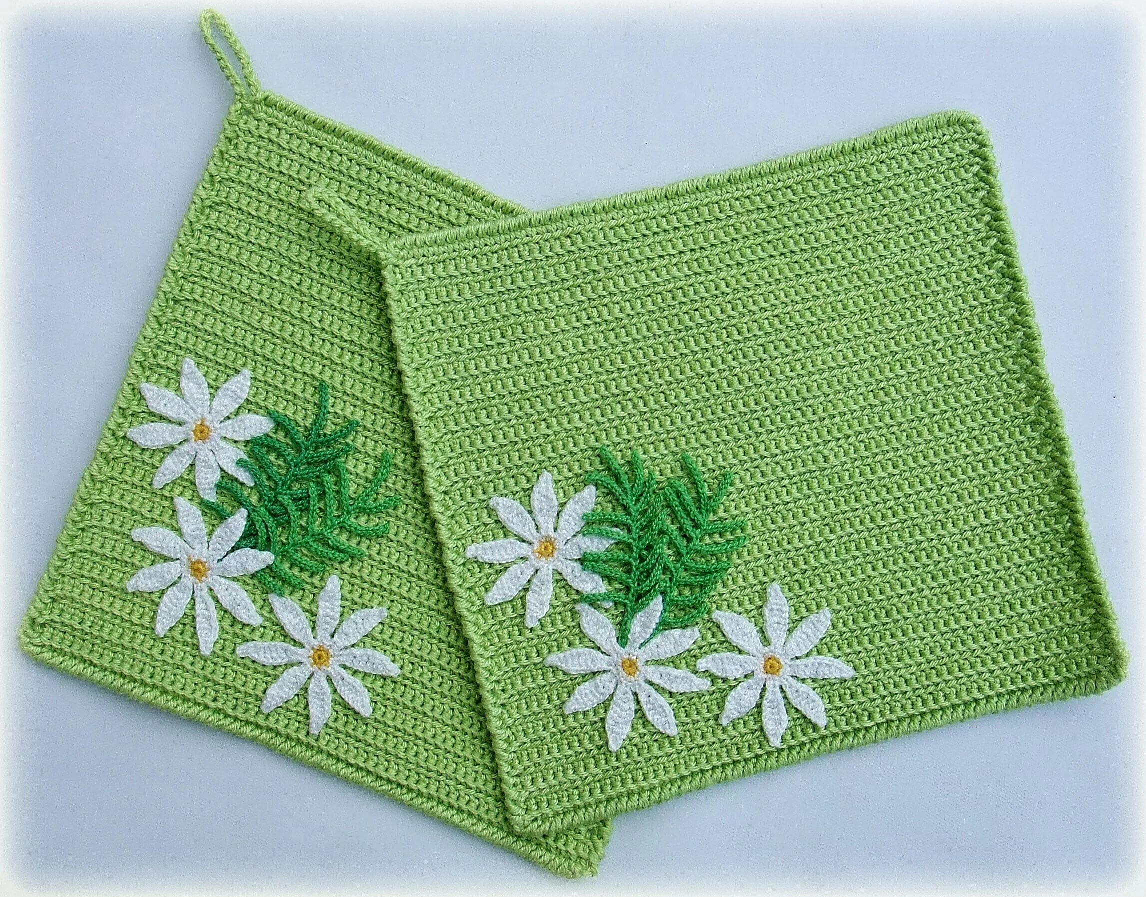 Прихватка спицами для начинающих. Вязаные прихватки для кухни. Прихватки связанные спицами. Вязаные прихватки. Прихватки спицами.