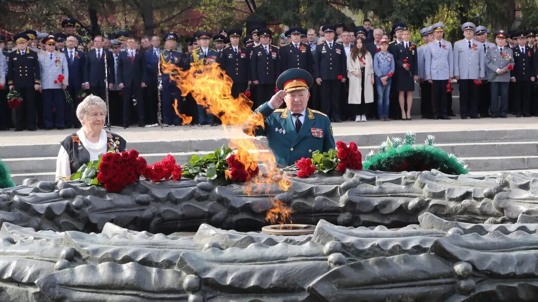 "Вечный Огонь наших сердец..." О Героях былых времён. Дзен