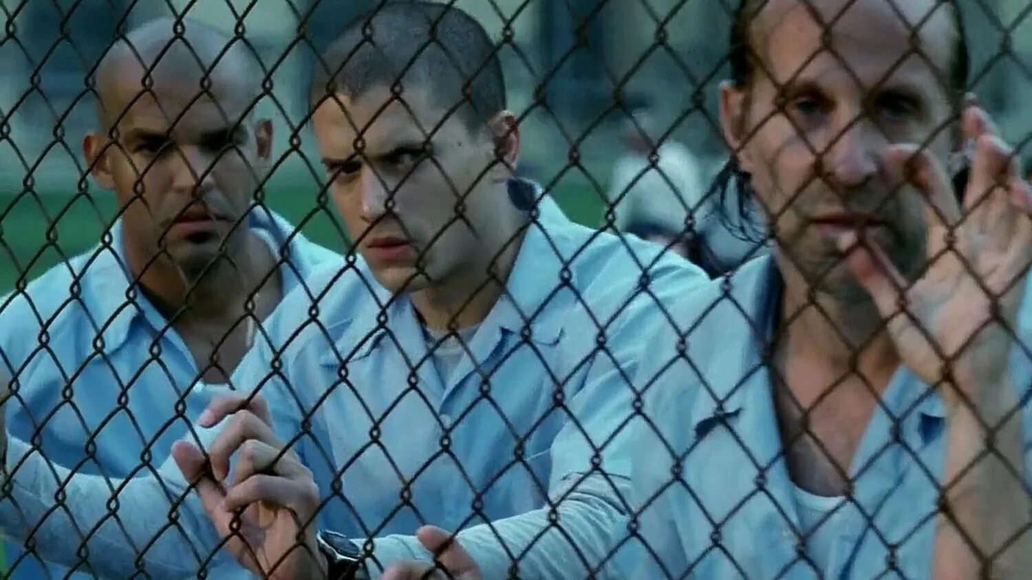 Побег 2017. Побег из тюрьмы 2006. побег сериал 2005 джоди. побег из тюрьмы фокс ривер майкл. гиви побег сериал.