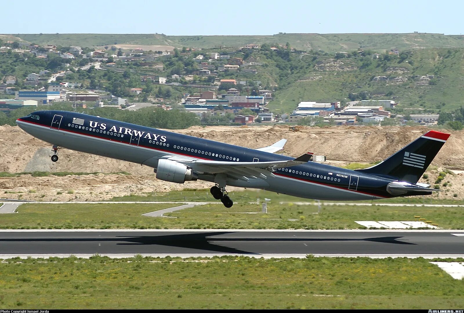 Us airways. Airbus a330 us Airways. Аэробус а320 us Airways. Airbus a330-323. А320 и а330.