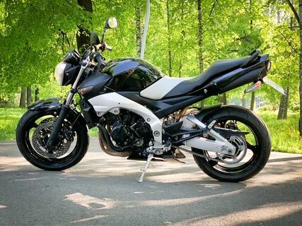 Suzuki gsr 600