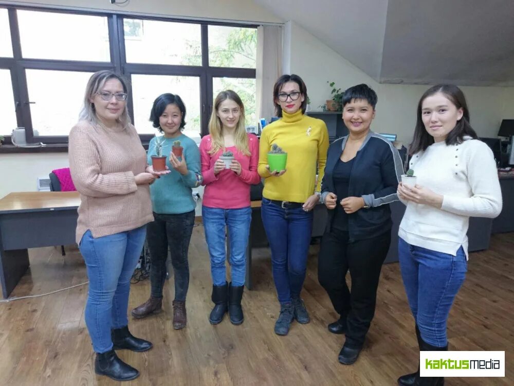 Статья кактус медиа. Журналисты кактус медиа. кактус медиа кыргызстан. кактус медиа кыргызстан журналисты. кактус медиа новости.