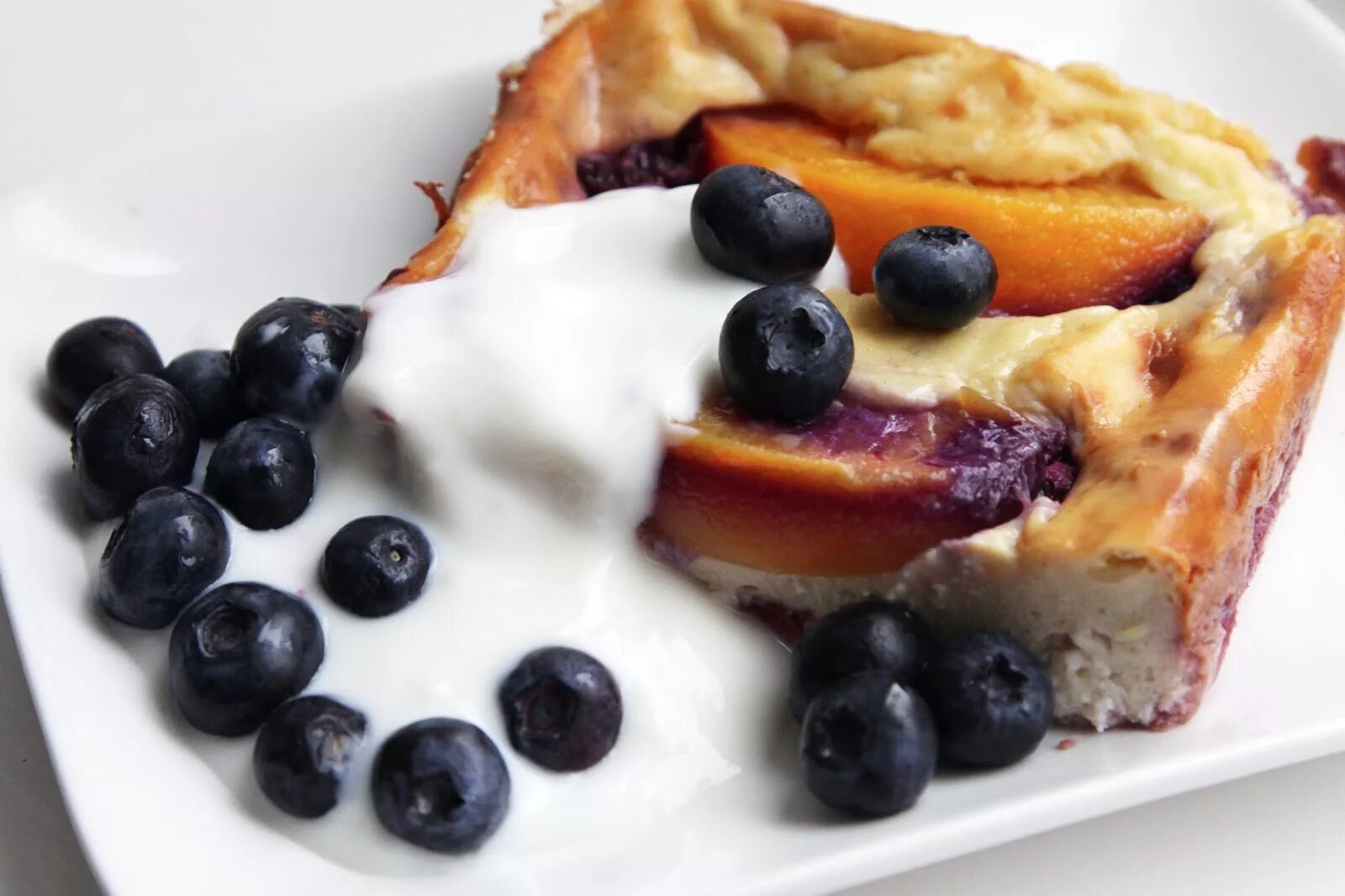 манно творожная запеканка. яично-творожная запеканка. творожная запеканка с яблоками. рецепт диетической запеканки без муки. творожная запеканка без муки.