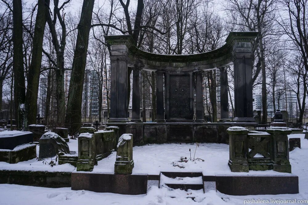Волковское лютеранское кладбище в санкт-петербурге. Смоленское православное кладбище (санкт-петербург) шубин. Красненькое кладбище в санкт-петербурге. Волково кладбище санкт-петербург лесков. Новодевичье кладбище санкт-петербург.