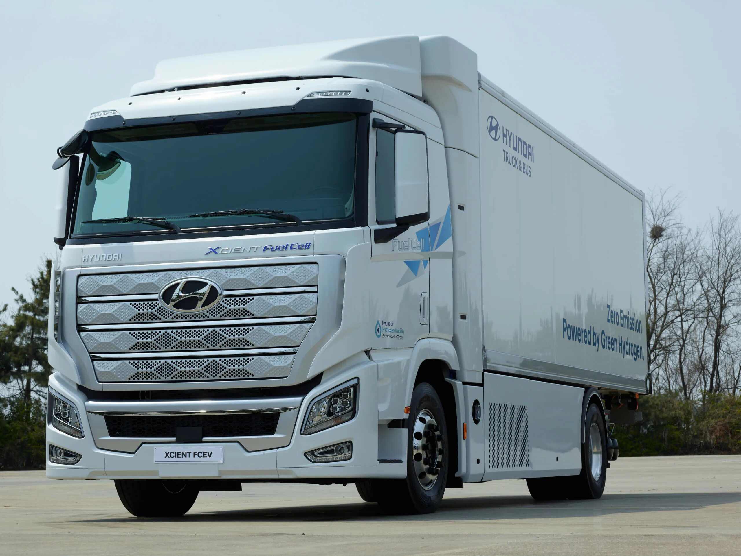 Хундай грузовик. Hyundai Xcient Truck. Hyundai Xcient fuel Cell. Hyundai Xcient 4x2. Hyundai Xcient 2021.