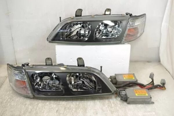 Nissan primera p11 фары хрусталь. Разбор фары ниссан альмера классик. Печь для фар. Фары ниссан р11. Фары ниссан р11.