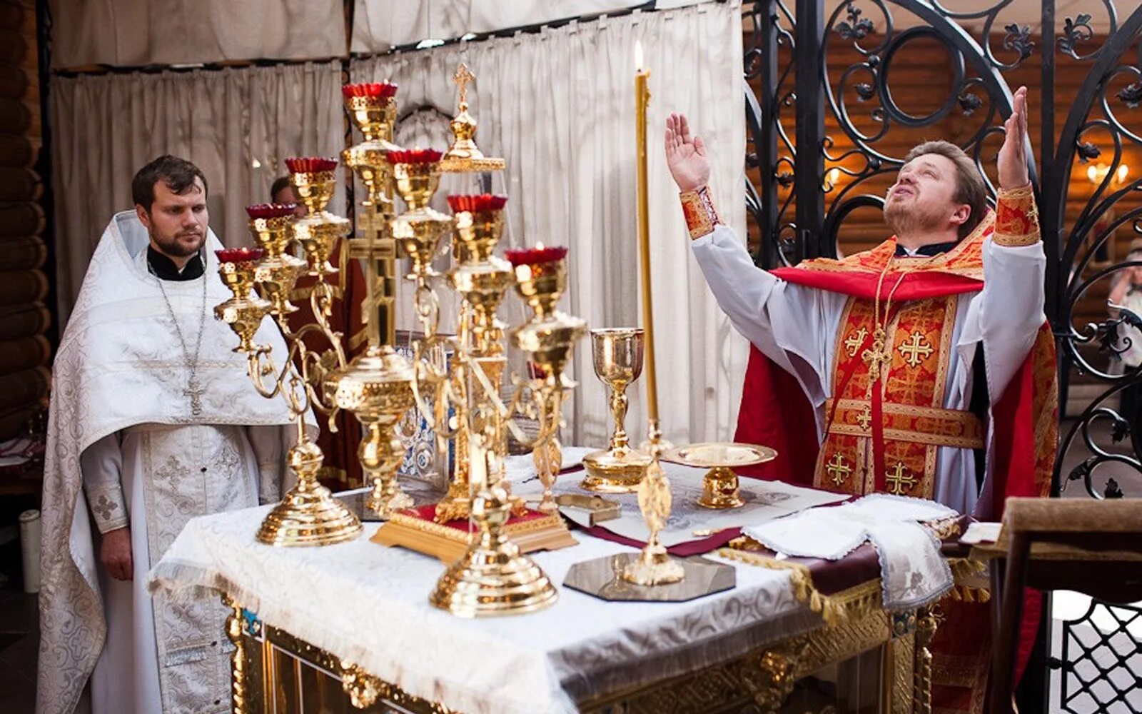 Вечер после причастия. Православие литургия Евхаристический канон. Евхаристический канон на литургии. Православная литургия, анафора, Евхаристический канон.