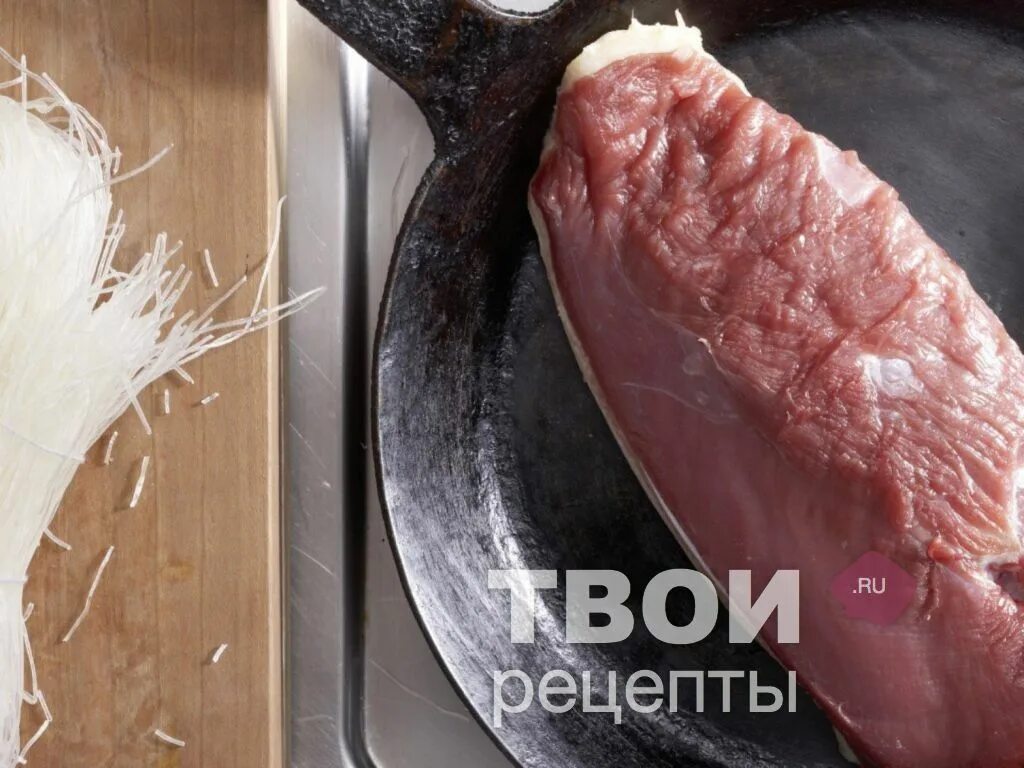 Как приготовить филе грудки без кожи. Утиная грудка без кожи. Сочное куриное филе. Грудка на кости. Куриная грудка.