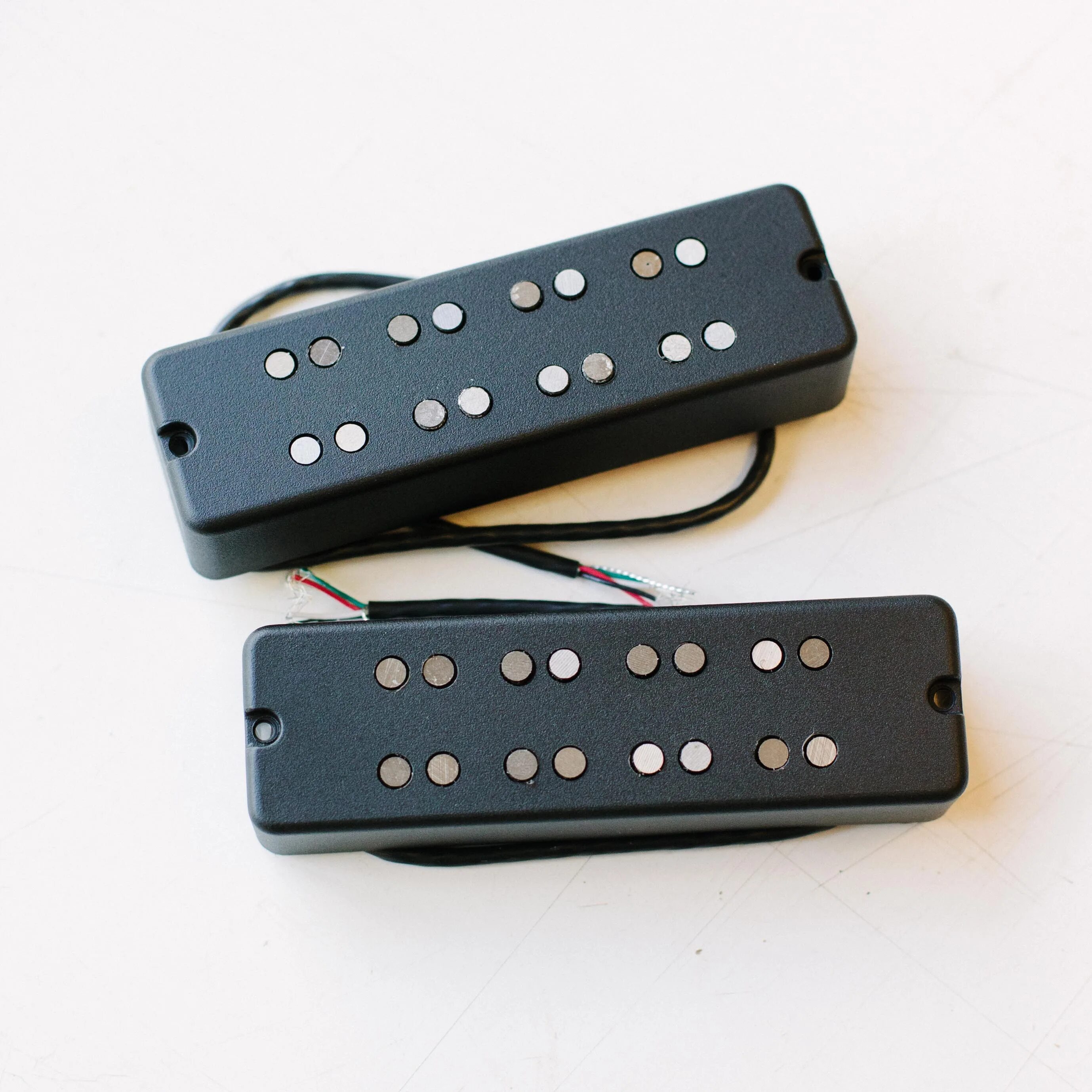 Bass pickups. Dual Duncan designed™ mu-102 Single-Coil Pickups. Bass Pickups Yamaha BX-1. Split Coil звукосниматель бас. Хамбакер на бас гитаре.