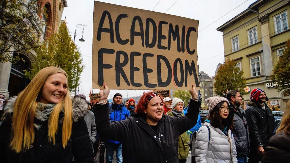 Кризис вузов. Университет свободы. Protestants for Freedom. Crisis University. Институции фото.