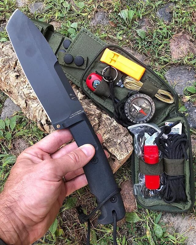 Нож выживальщика Survival Kit Knife. Нож extrema ratio бушкрафт. Бушкрафт оружие охота. Нож СИНЕРГИЯ бушкрафт.