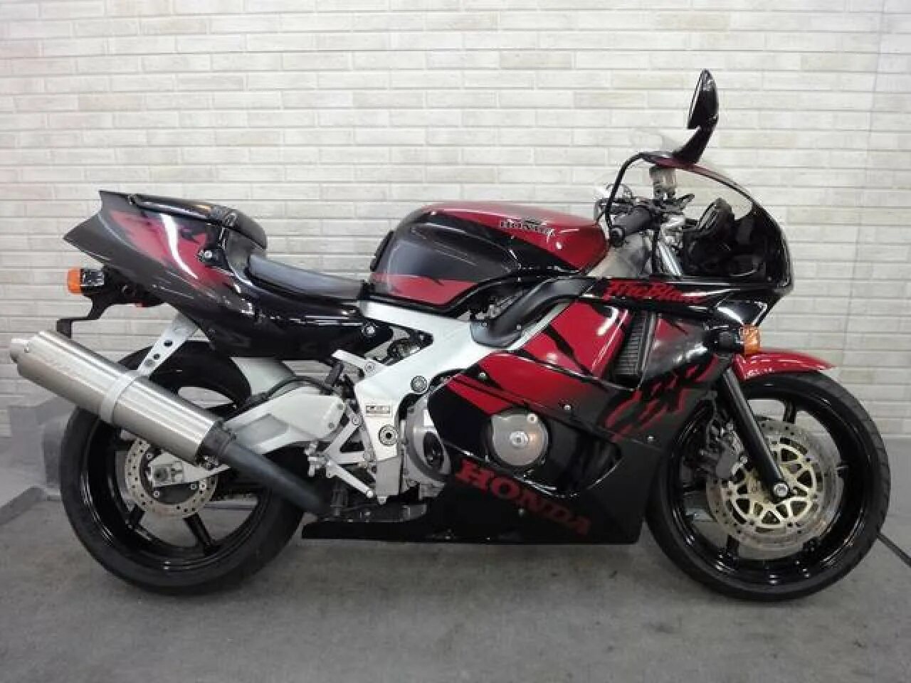 Купить мотоцикл хонда на авито. Хонда cbr400rr. Хонда CBR 400. Honda cbr400rr 2015. Хонда СБР 400 рр.