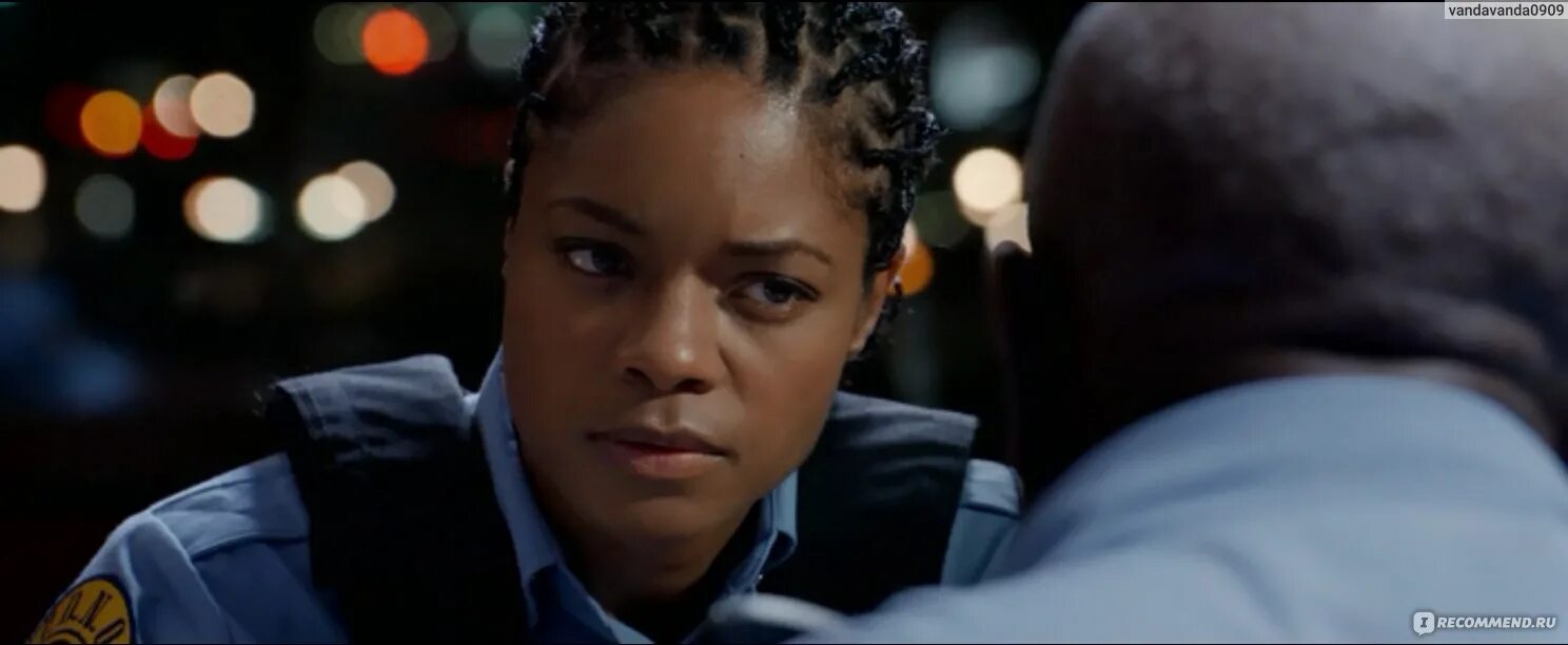 Черное и синее 2019. Тайриз гибсон трансформеры. Черное и синее 2019. Черное и синее 2019. Cop28.