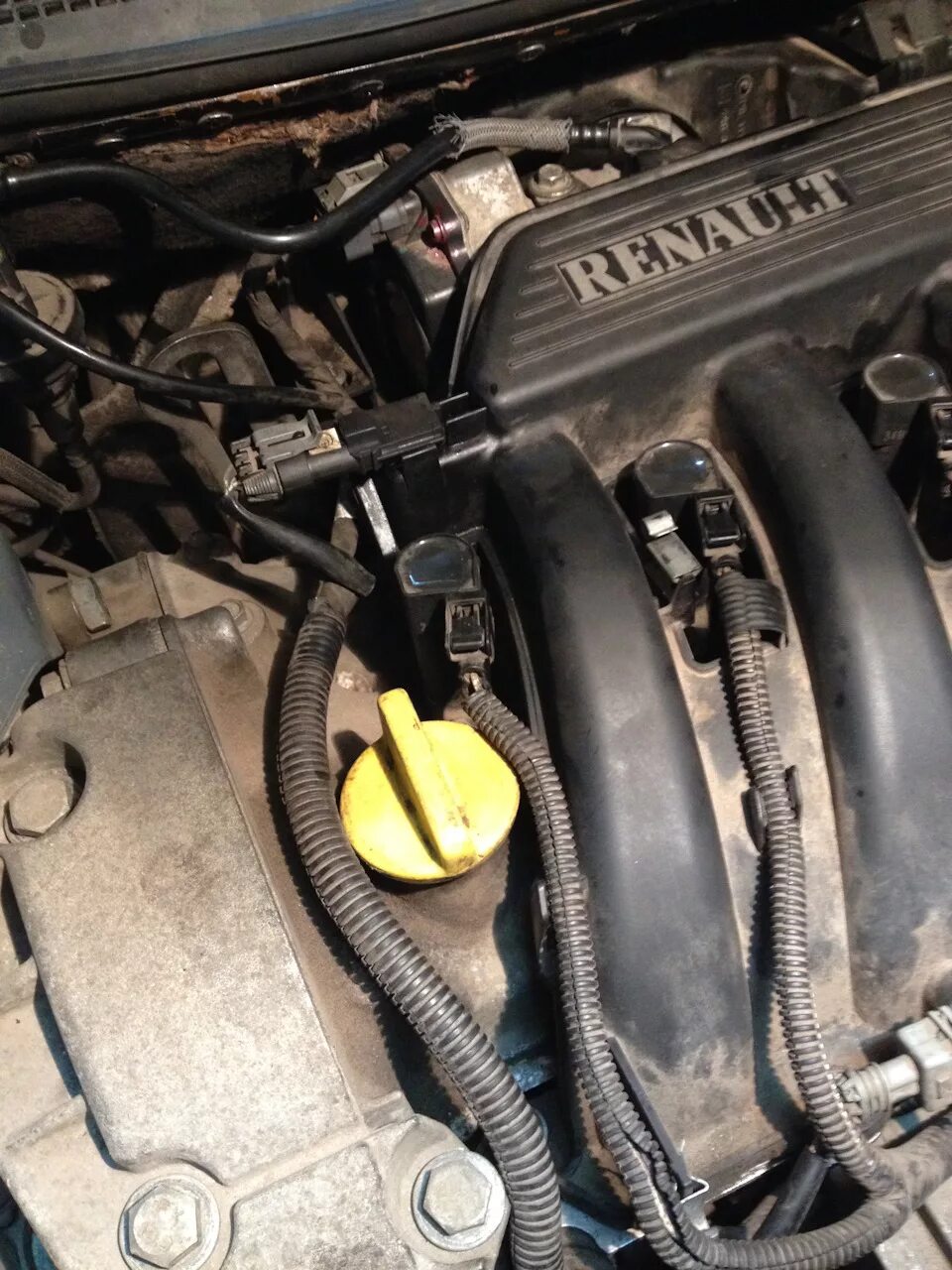 Вопрос: что за датчик? - Renault Megane II, 1,4 л, 2004 года другое DRIVE2