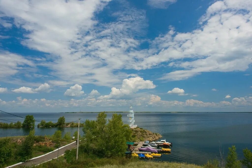 Ириклинское водохранилище вишневые горки. Ириклинское водохранилище база отдыха вишневые горки. Ириклинское водохранилище Оренбургская область вишневые горки. Турбаза вишневые горки на Ириклинском водохранилище. Ириклинское водохранилище оренбургская область фото