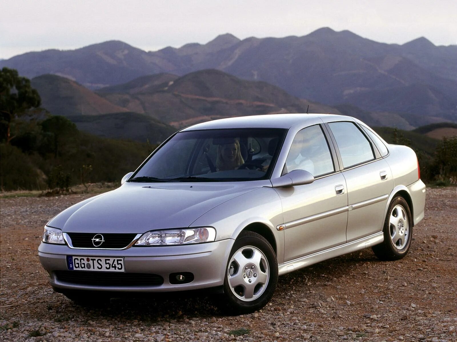 Opel vectra b 1998 1. 0 универсал. Opel vectra b. Opel vectra 1999. Опель б в краснодаре.