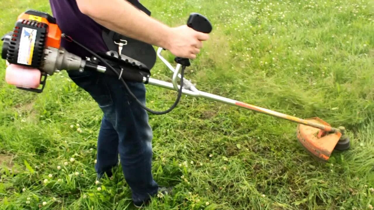 Как правильно одеть триммер. Насадки на триммер бензиновый для кошения травы. насадка для триммера для покоса высокой травы. приспособление для триммера для кошения травы.