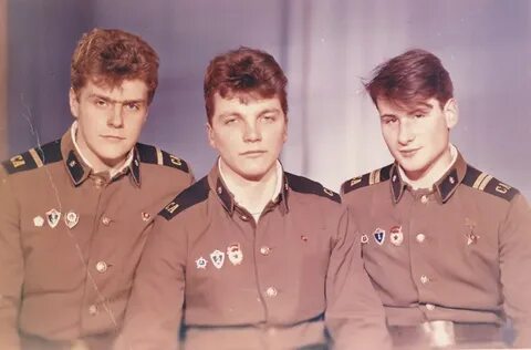 Дмб 1990