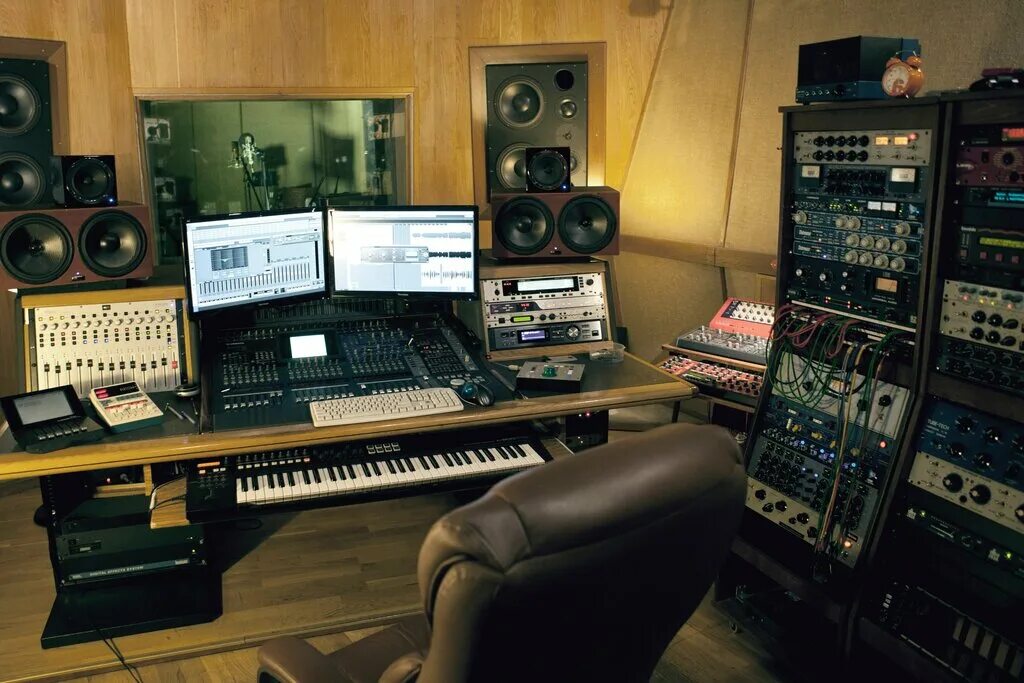 студия звукозаписи в москве tsg. профессиональная студия звукозаписи. капитан рекордс студия. Ovoz yozish studiya xonasi. студия звукозаписи «берберян».