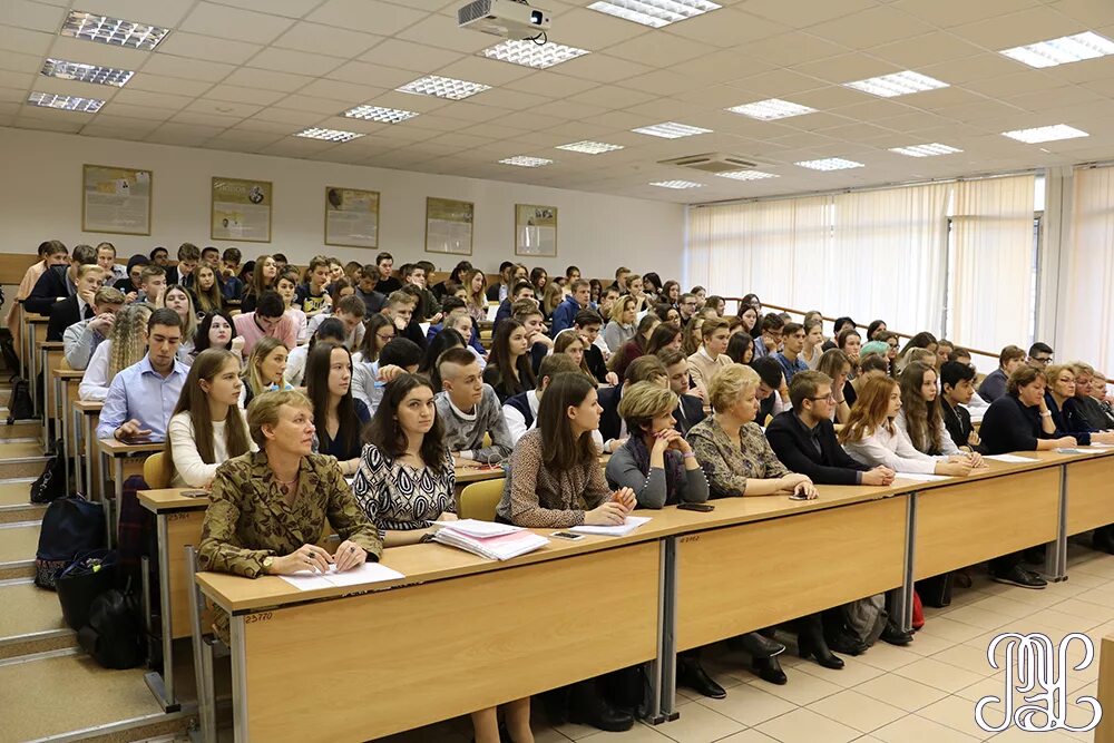 Институт плеханова сайт. Университет имени Плеханова Воронеж. РЭУ им г в Плеханова внутри. РЭУ Плеханова Москва внутри. ВФ РЭУ им Плеханова Воронеж.