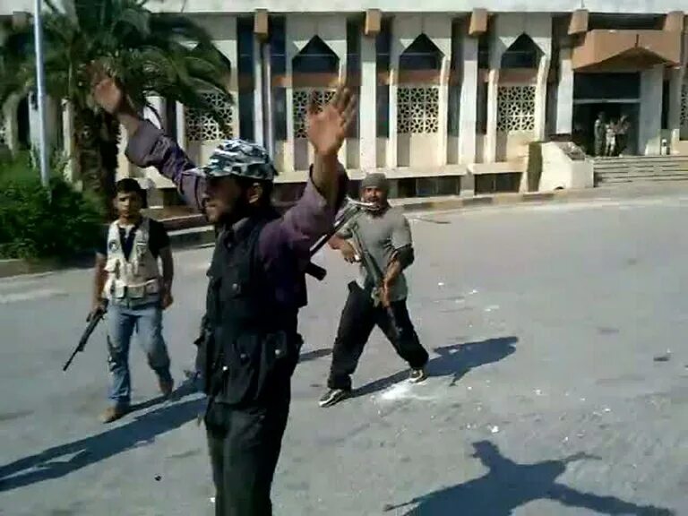 талибан главарь в афганистане. боевики игил сдались в плен сирия. исламское государство афганистан. террористы сдаются. террористы складывают оружие.