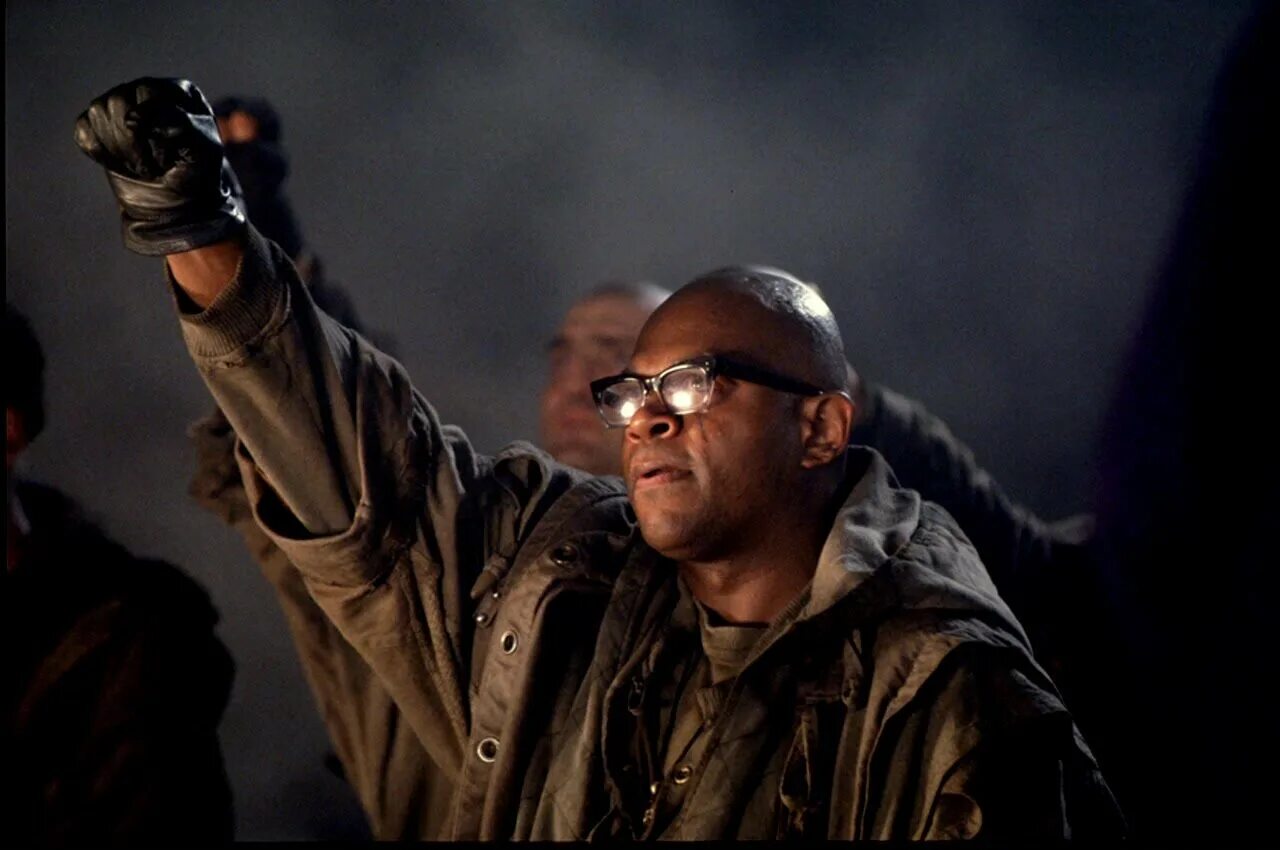 Чужой 3 фильм 1992 чарльз дэнс. Чужой 3 содержание. Чужой 3 содержание. Чужой 3 фильм 1992 сигурни уивер. Чужой 3 фильм 1992 чарльз дэнс.