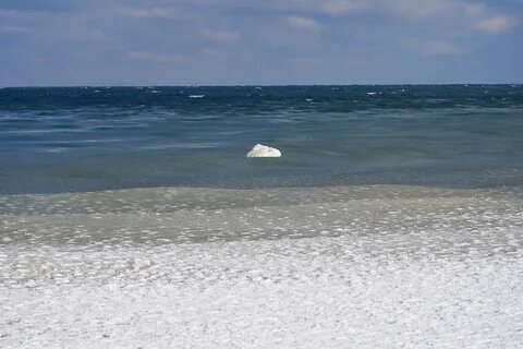 Замерзающее балтийское море
