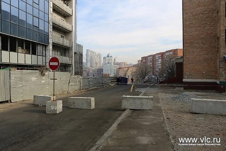 Станюковича 64 владивосток. Улица станюковича владивосток. Станюковича 28. Станюковича 28. Владивосток ул.