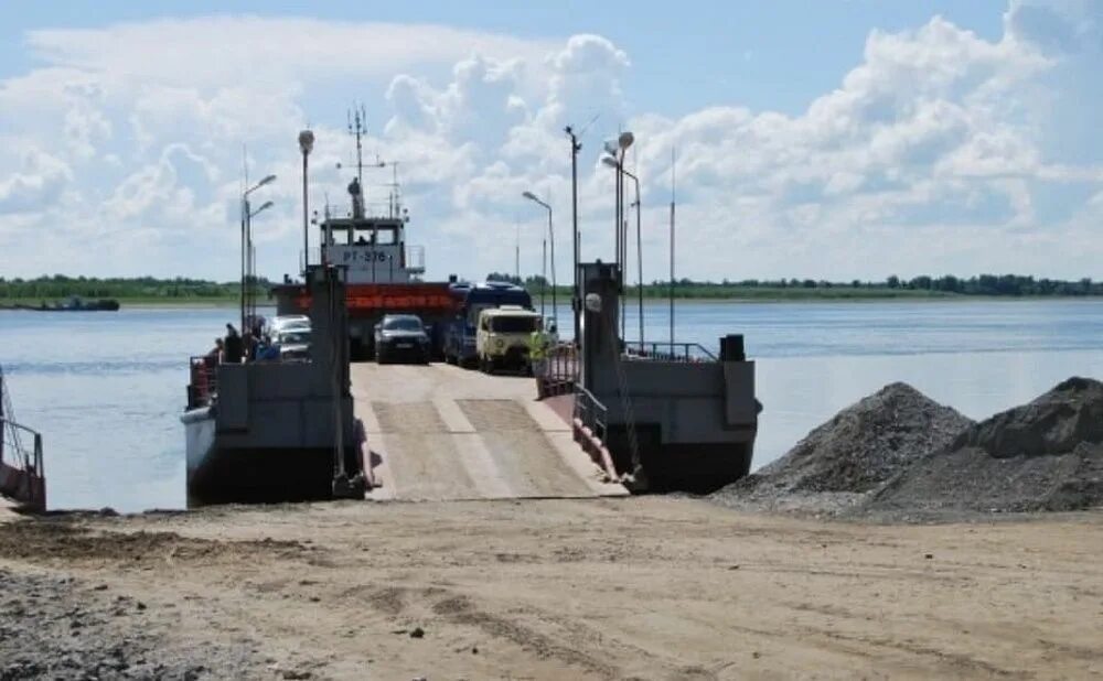 Колпашево паромная переправа. Паромная переправа Колпашево 2020. Переправа Озерное Колпашево. Переправа Обь Колпашево.