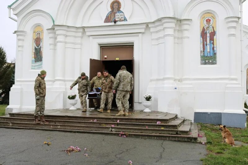 Разные прощания. Русский культурный центр Армавир. Русские в Армавире. Мощи Георгия Победоносца. Служба в Троице Сергиевой Лавре.