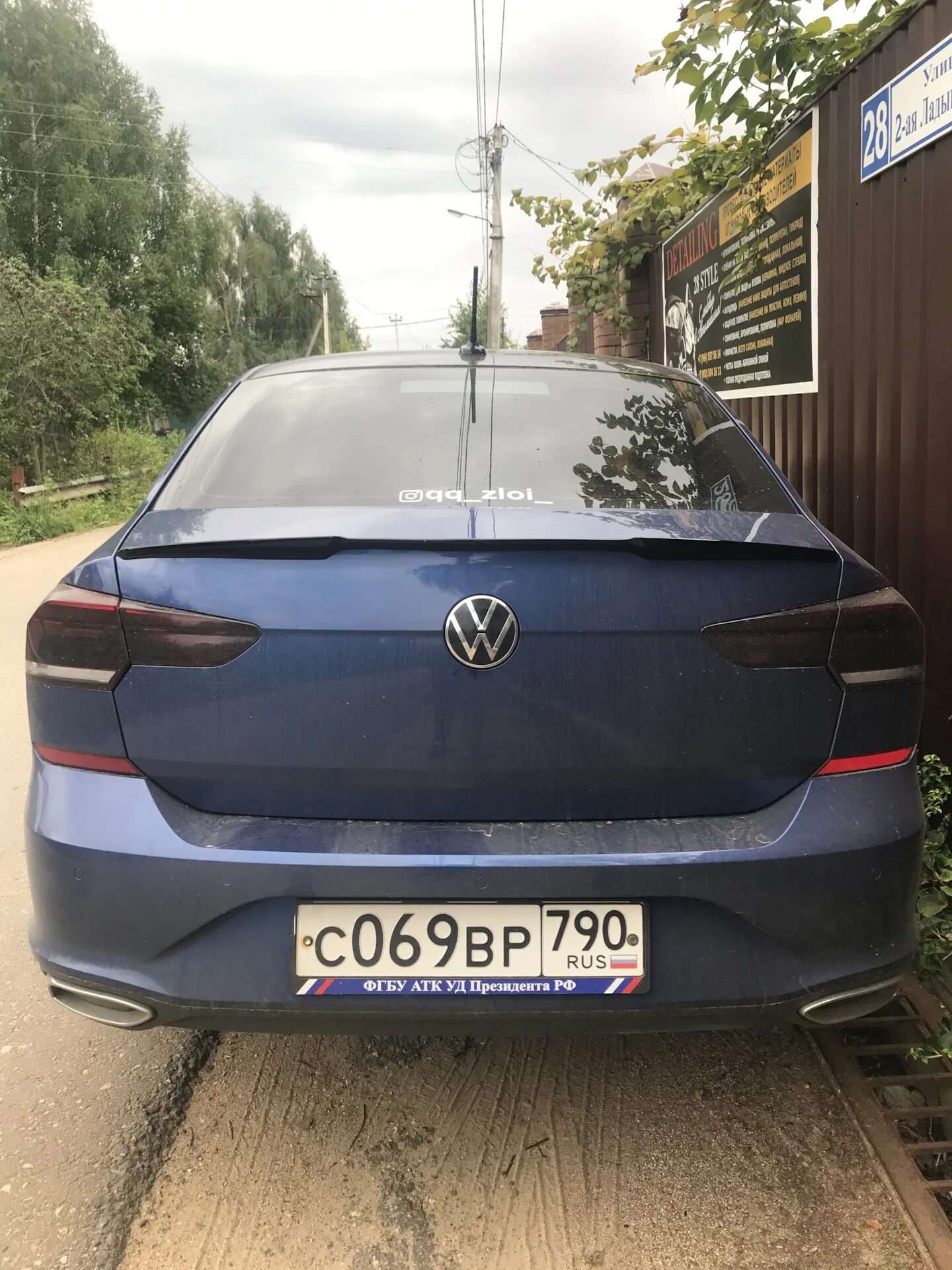 Спойлер volkswagen polo liftback. Спойлер поло 6 лифтбек. Лип спойлер поло лифтбек. Спойлер на фольксваген поло лифтбек 2021. Спойлер лезвие камри 70.