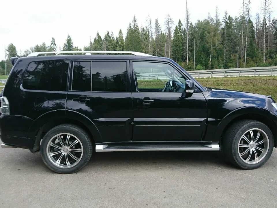 Митсубиси Паджеро 4. Pajero 4 Tuning. Митсубиси Паджеро 4 черный. Mitsubishi Pajero 4 3.0. Тюнинг паджеро купить