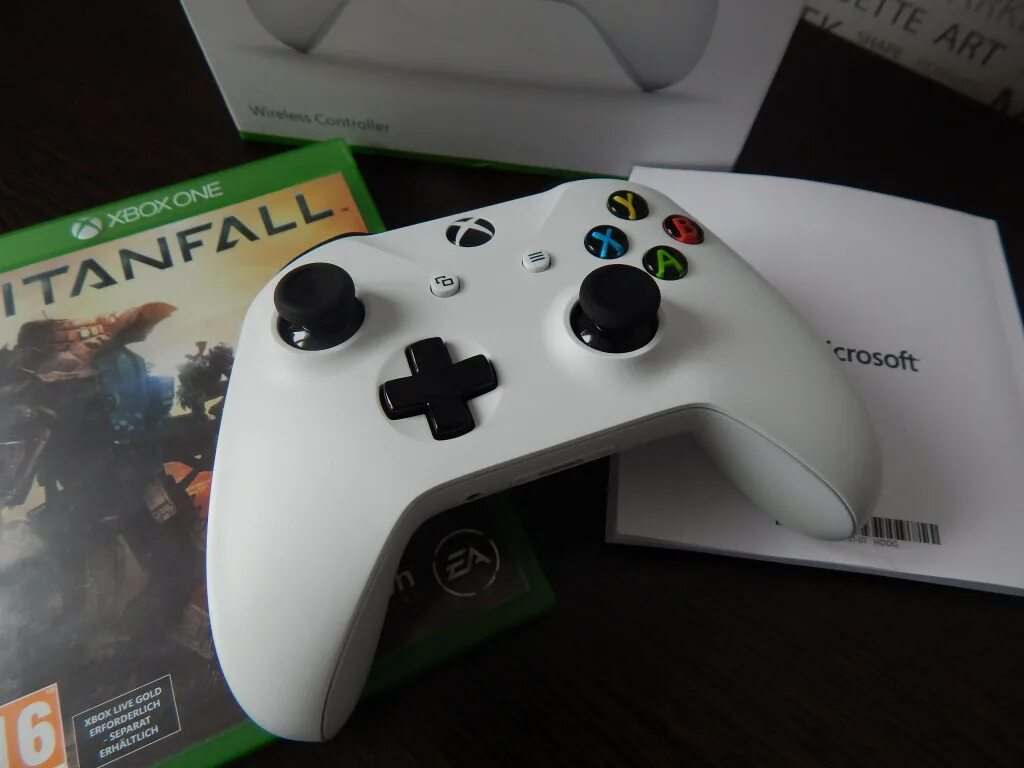 Xbox one s 500gb. Контроллер Xbox 500gb. Белые стики Xbox 360. Стики Xbox one. Скинул приставка