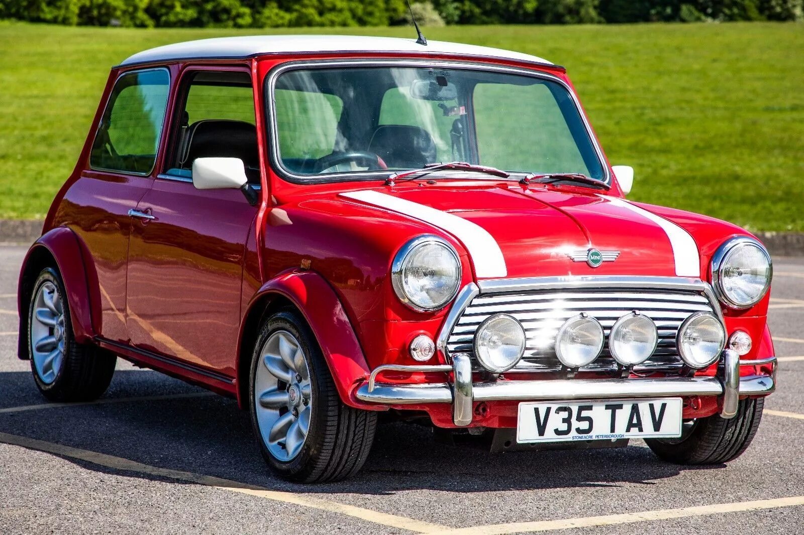 Мини старые версии. Мини купер 1950. мини купер 1999. мини купер classic mini cooper classic. rover mini cooper.