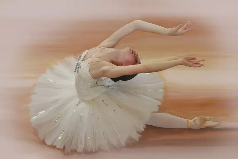 джой уомак балетная танцовщица. пуанты галины улановой. жизнь балетом. балет. балерина растяжка.