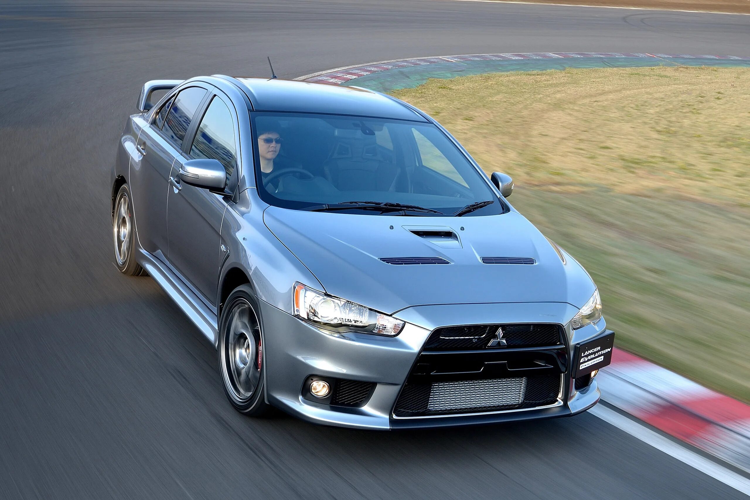 Mitsubishi lancer выпуска. Мицубиси Лансер 2020. Mitsubishi Lancer Evolution 2020. Mitsubishi Lancer EVO 2020. Mitsubishi Lancer Evolution 10 2020.