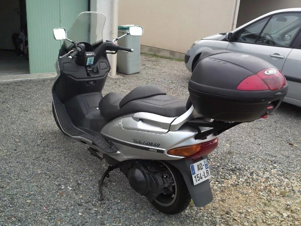 Купить скайвэй 400. Suzuki Burgman 400 2000. Сузуки Скайвэй 400 2000. Сузуки Бургман 400 2001. Скутер Скайвэй 400 2001 год.