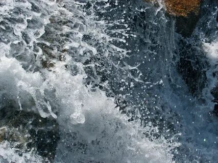 Динамическая вода