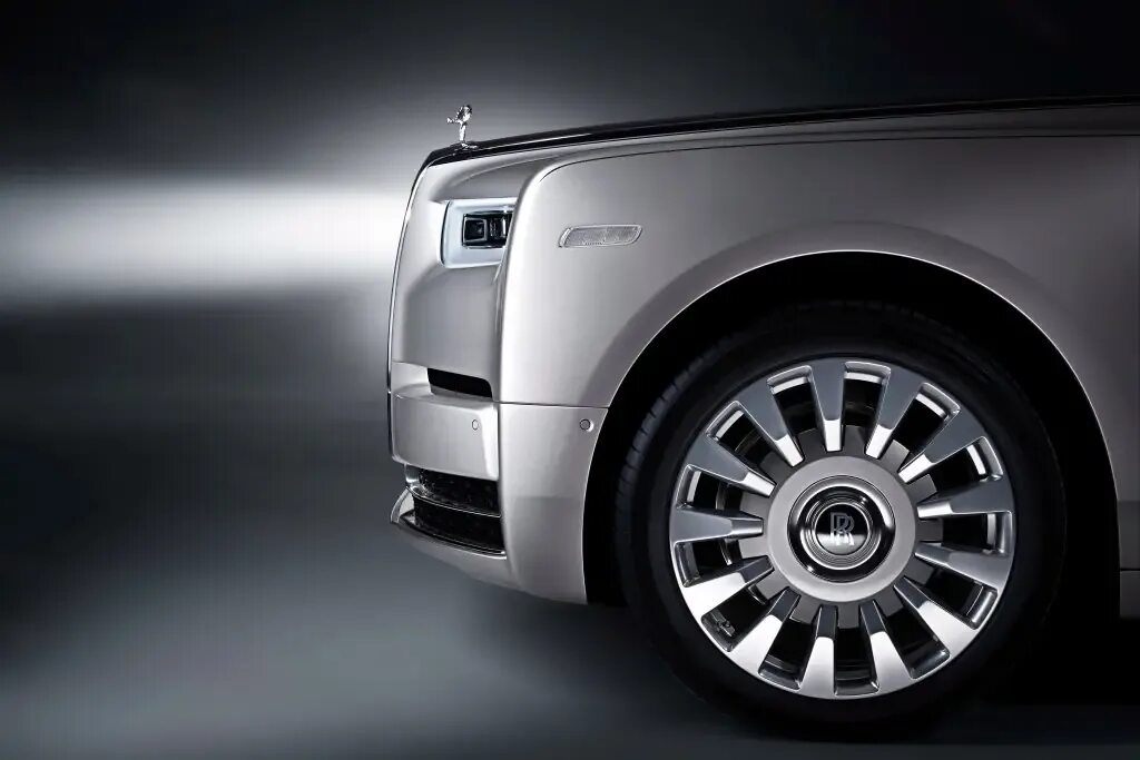 Колеса на роллс ройс. Колеса на роллс ройс. V2. Rolls-royce wraith колесо. Колеса на роллс ройс.