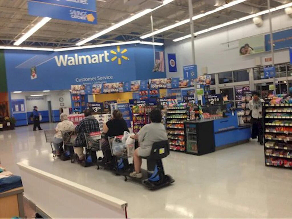 Code walmart. Волмарт мем. walmart meme. walmart memes.