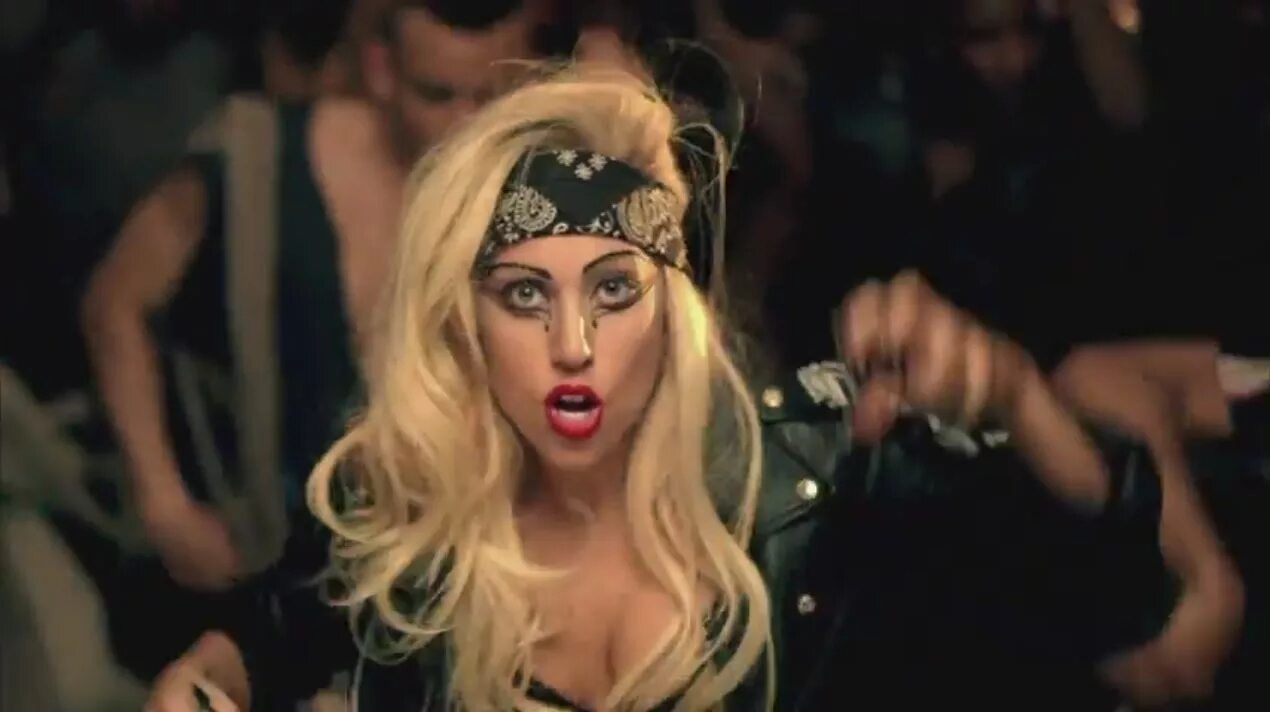 охранник леди гаги. леди гага 2005. телохранитель леди гаги. телохранитель леди гаги голландец. охранник леди гаги который пел песню.