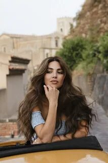 Beauty Editor’s Pick: Gisou Honey-Infused Hair Oil by Negin Mirsalehi